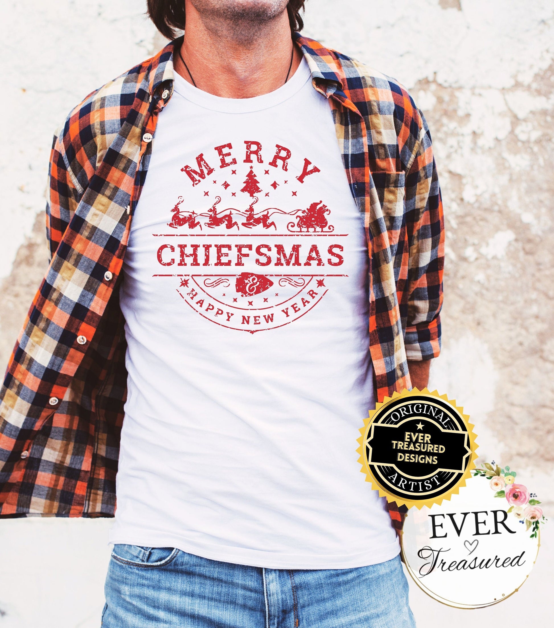 Merry Chiefsmas & Happy New Year Kansas City Chiefs Christmas Arrowhead Tshirt Unisex | KC Football Christmas Eve Santa Holiday Shirt